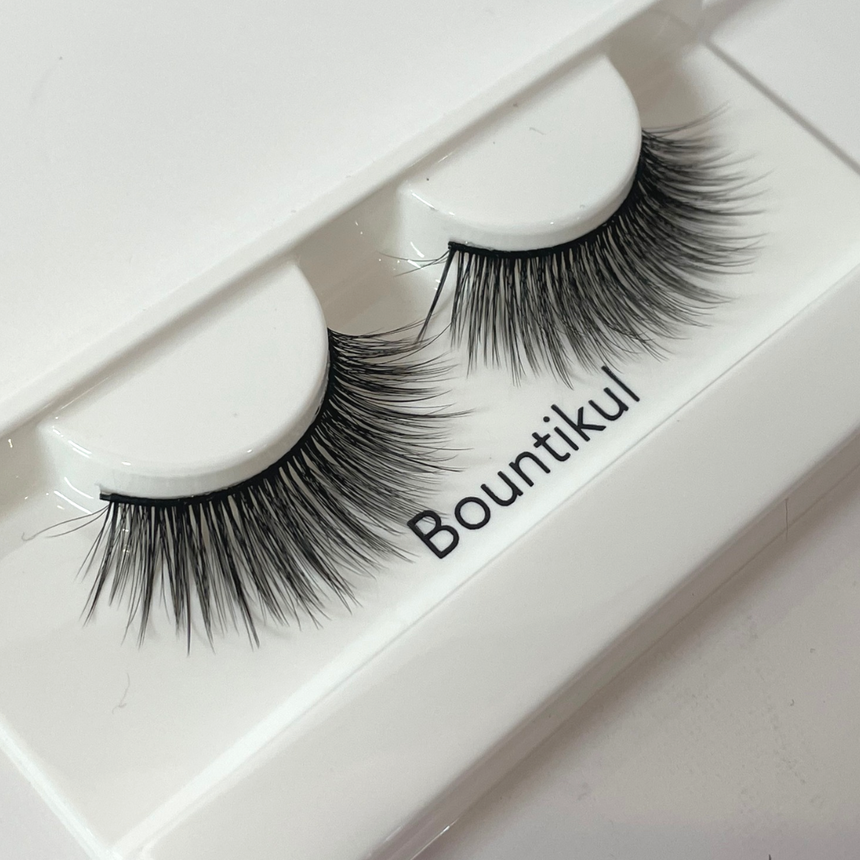 Bountiful Silk Eyelashes - CLEARANCE SALE