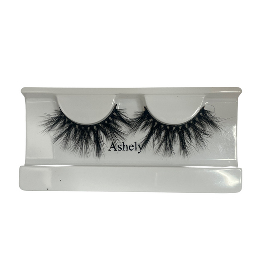 Ashely Lashes ***