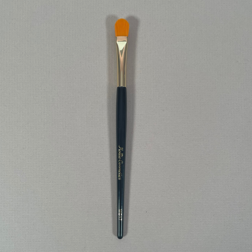 MC17 - Flat Concealer Brush