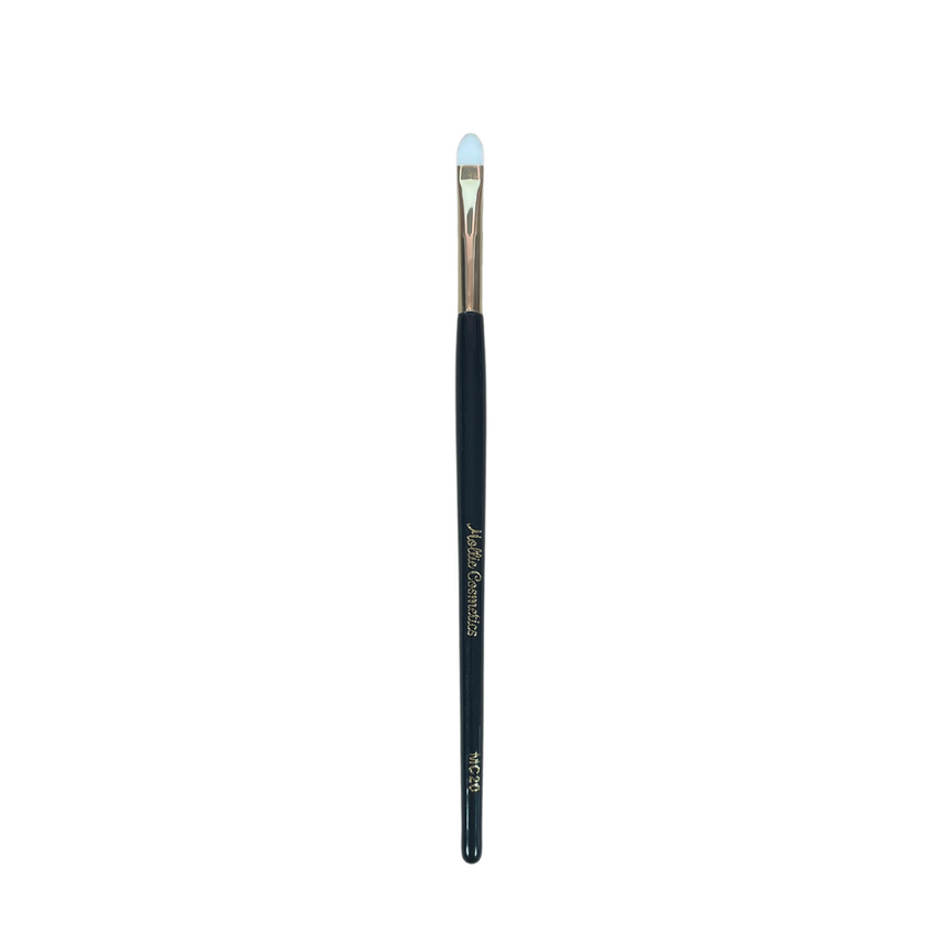 MC20 - Flat Detail Brush (Eyeshadow/Lips)