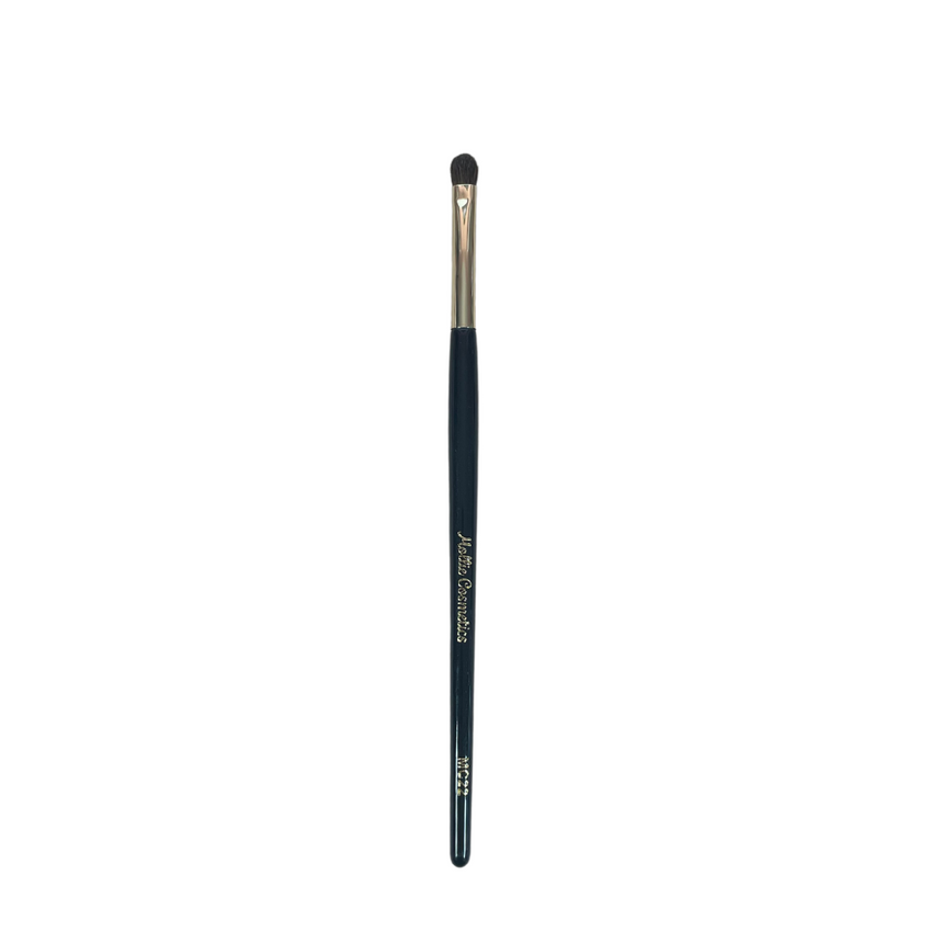 MC22 - Small Eyeshadow/Smudger Brush