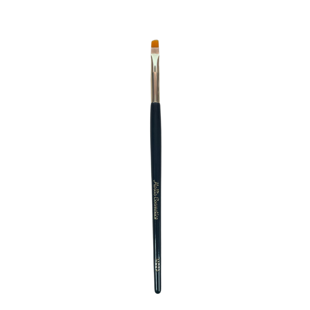 MC23 - Small Flat Angled Brush
